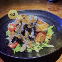 62.ยำหนังปลาแซลมอน