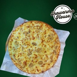 Mushrooms White Sauce Pizza