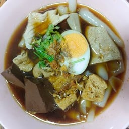 ก๋วยจั๊บ-เจ๊รัศดา