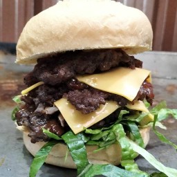 ฉัตรสิธรเบอร์เกอร์-บ้านเป็ด โคกฟันโปง