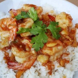 กุ้งกระเทียมราดข้าว