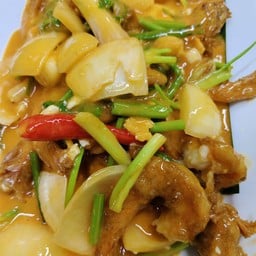 กุ้งผัดไข่เค็ม