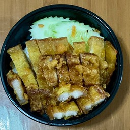 หมูสามชั้นทอดขมิ้นราดข้าว