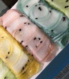 ทองม้วนสดมะพร้าวอ่อน