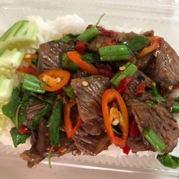 กะเพราเนื้อเปื่อย