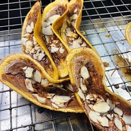 โตเกียว ช็อกโกแลต อัลมอนด์