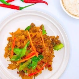 กากหมูผัดพริกขิง