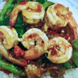 ข้าวพริกแกงกุ้งถั่วฝักยาว