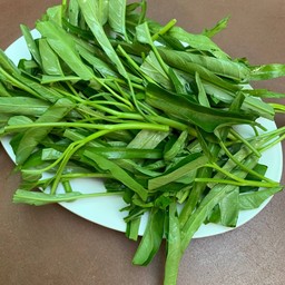 ผักบุ้ง