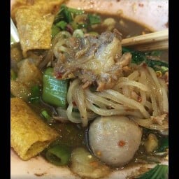 ก๋วยเตี๋ยวเรืออยุธยาเจ๊จุ๋ม สาขาสามพราน ก๋วยเตี๋ยวเรือเจ๊จุ๊ม สาขาสามพราน
