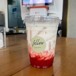 นมสด สตอเบอรี่