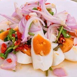ยำไข่เค็ม