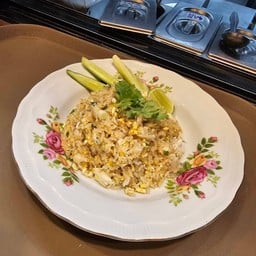 ข้าวผัดปู