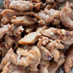 ไก่กระเทียม