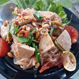 ตำเส้นเล็กหมูยอ