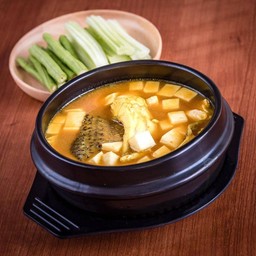 แกงเหลืองเนื้อปลากะพง