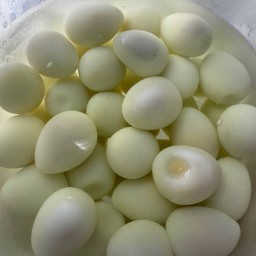 ไข่นกกระทา 4 หน่วย