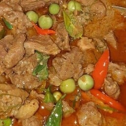 แพนงเนื้อ ราดข้าว
