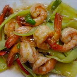 กุ้งผัดพริกหยวก