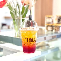 ธิดา signature