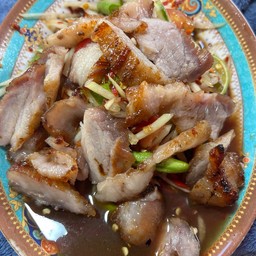 ตำคอหมูย่าง