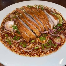 ลาบหมูทอด