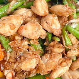 ปูผัดพริกเหลือง ปู 120 กรัม (ใช้กรรเชียงปูล้วน) (กับข้าว)
