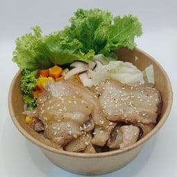 Duckling หมูทะ พร้อมทานกับเบอร์เกอร์ ตลาดอินดี้ปิ่นเกล้า