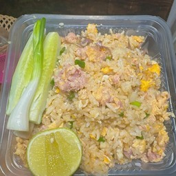 ข้าวผัดหมู