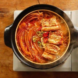 통삼겹김치찜. 'Kimchi Jjim' Braised Kimchi with Pork belly
