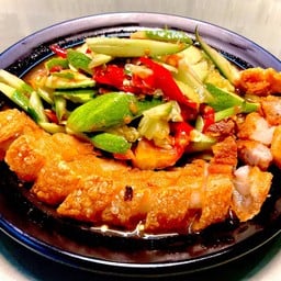 ตำแตงหมูกรอบปลาร้า