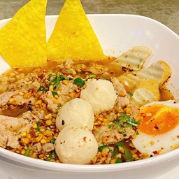 ก๋วยเตี๋ยวหมูต้มยำ