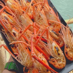 กุ้งเผากลาง1โล[14-16ตัวโล]