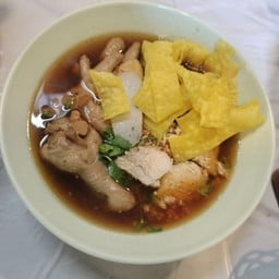 เกาเหลาไก่เย็นตาโฟต้มยำ