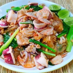 ผัดซีอิ๊วทะเล(จานเดียว)