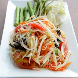 ส้มตำไทยใส่ปู