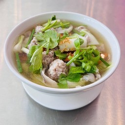 แกงจืดเต้าหู้หมูสับ