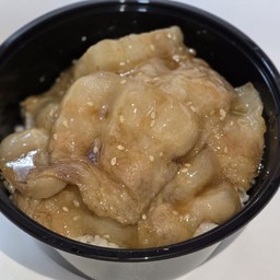 ข้าวหน้าหมู3ชั้นสไลด์ผัดซอสเทอริยากิ