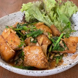 ปลากะพงผัดขึ้นช่าย