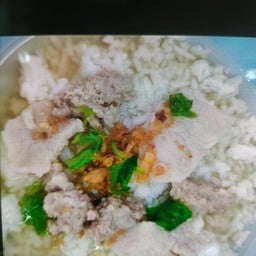 ต้มเลือดหมูหมวยดอนเมือง ต้มเลือดหมูหมวยดอนเมืองสาขา มข.(โรงชาย)