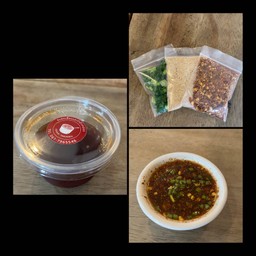 น้ำจิ้มแจ่ว พร้อมเครื่ิอง (ขนาด50ML) By TenSai Yakiniku