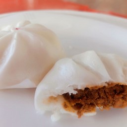 เปาหมูแดง