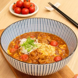 Tomato & Egg Beef Curry Udon With Cheese