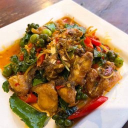 เนื้อกะพงทะเลผัดฉ่า