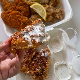 เซ็ตโคตรไก่รวมพล