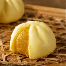 [อร่อยซ่ากับโค้ก] ซาลาเปา ไส้ฟักทอง (ชุด2ชิ้น) +  โค้ก ออริจินัล (กระป๋อง)