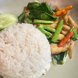 ข้าวคะน้าไก่ทอด