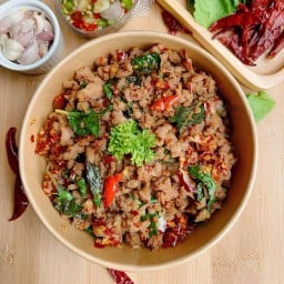 กะเพราที่คุณไว้วางใจ - ช่วยซัพพอร์ตร้านนี้หน่อยได้ไหมคะ~~