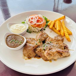 สเต็กคอหมูพริกไทยดำ