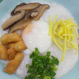โจ๊กหมูไข่